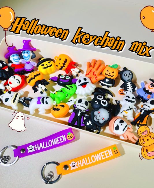 YAYA Halloween keychain mix(pack in live)